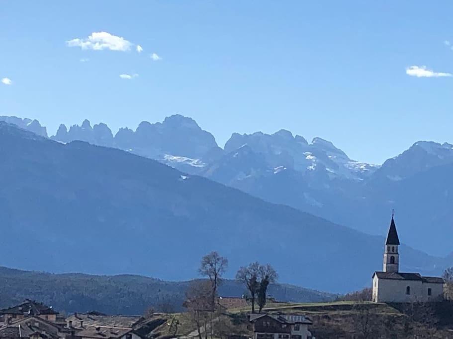 Appartamento Luminoso, Giardino, Vista Dolomiti. 巴塞尔加·迪·皮纳 外观 照片